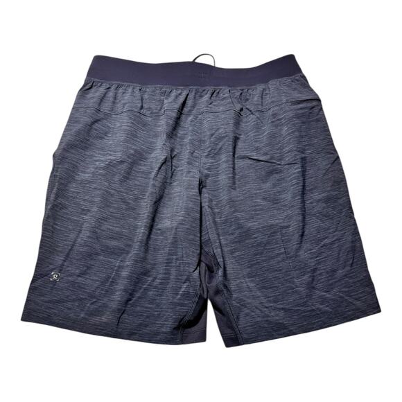 Lululemon T.H.E. Shorts in a heathered iron blue or navy men’s Large athletic - Picture 4 of 10